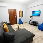 Apartament Indigo Apartment, *