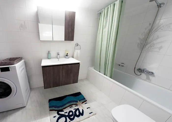Appartement Indigo Apartment, *